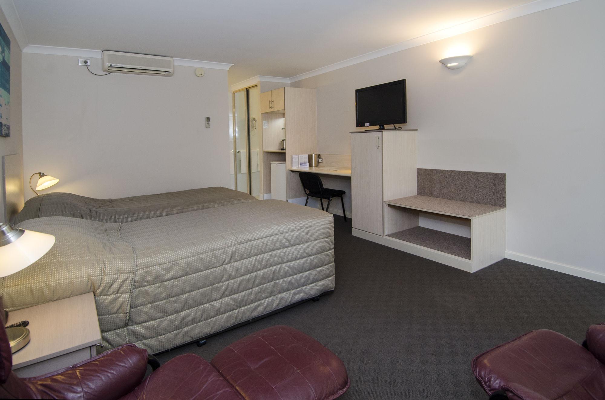 Quality Inn Railway Motel Kalgoorlie Exterior foto