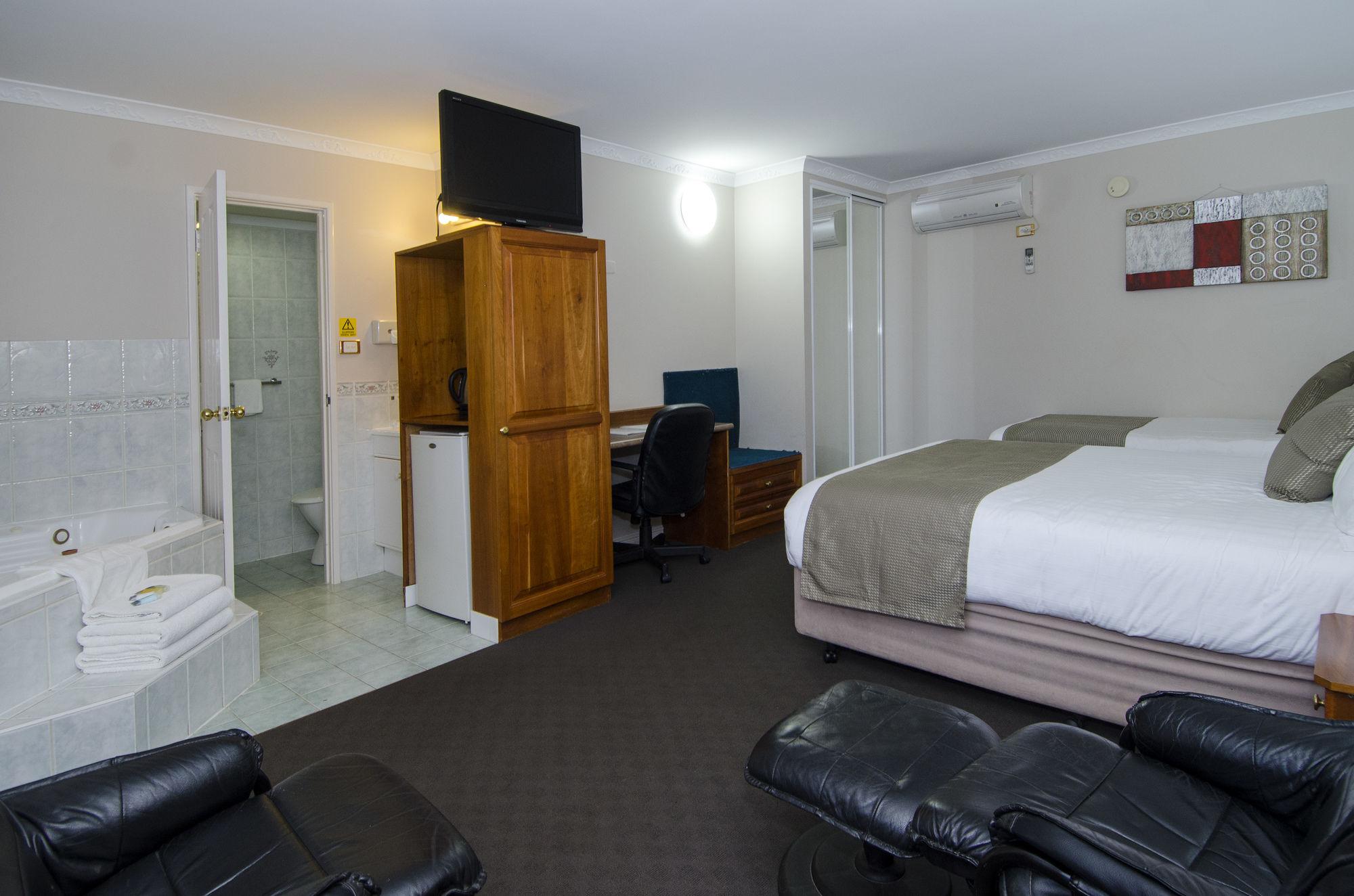 Quality Inn Railway Motel Kalgoorlie Exterior foto