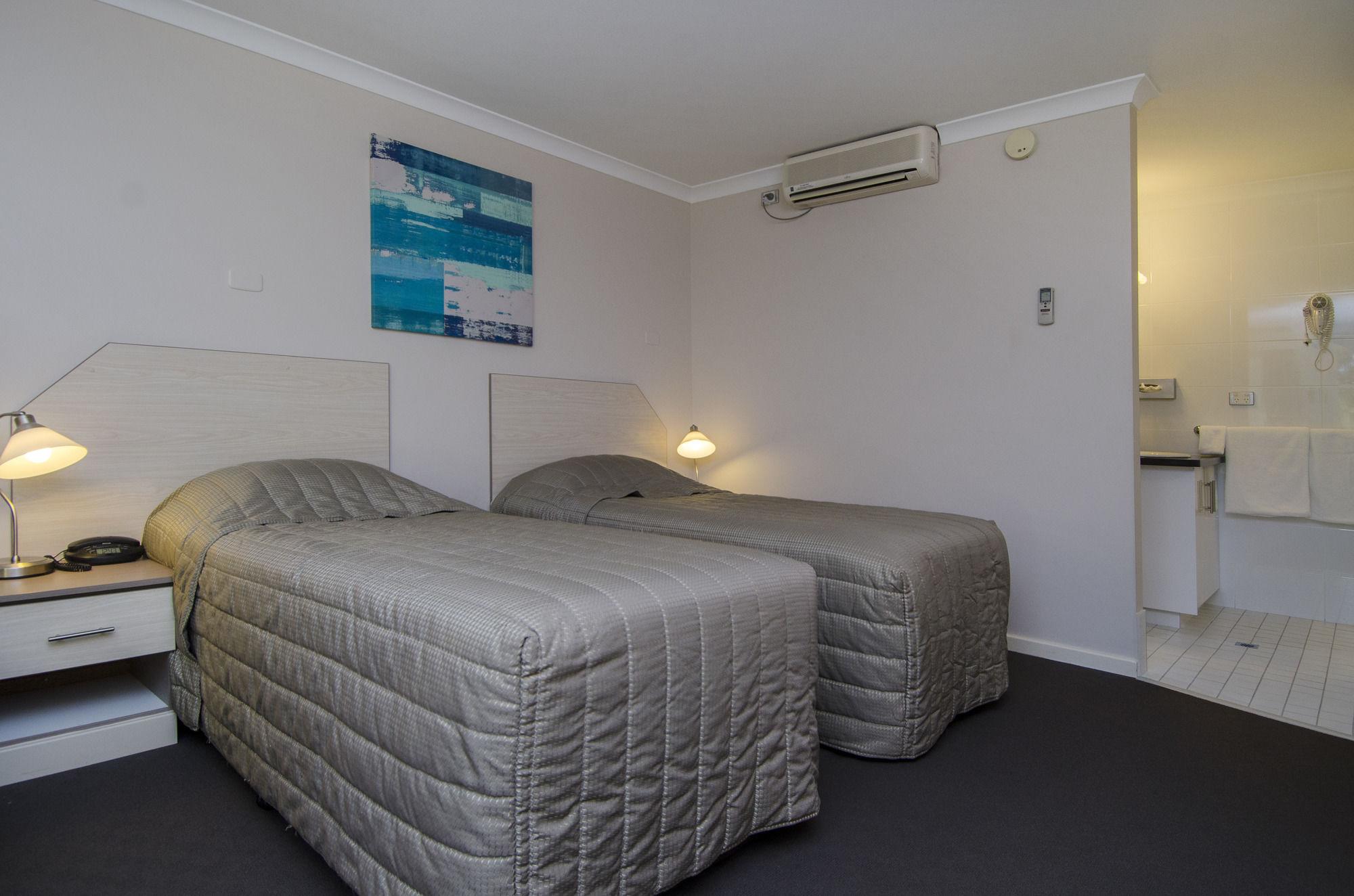 Quality Inn Railway Motel Kalgoorlie Exterior foto