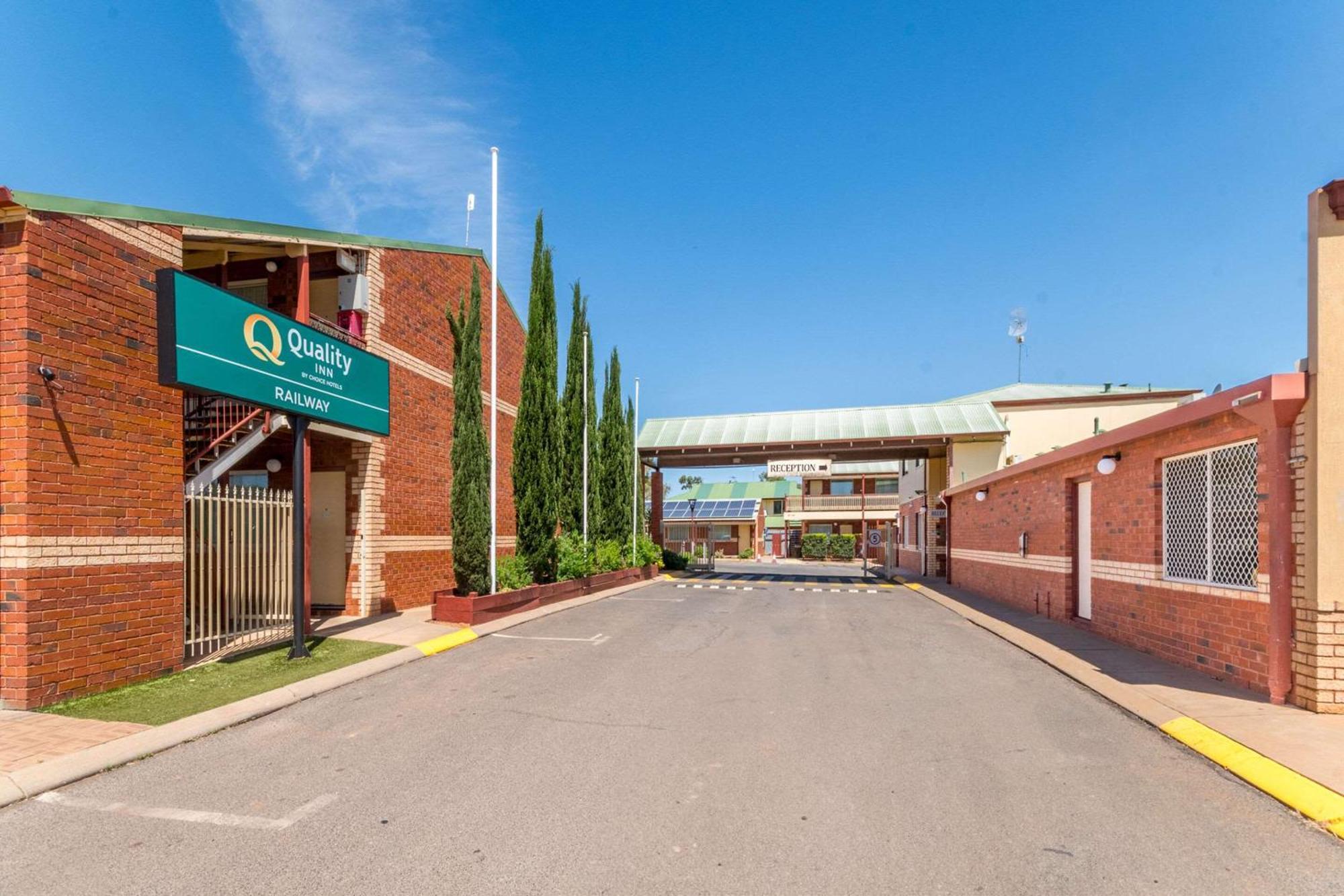 Quality Inn Railway Motel Kalgoorlie Exterior foto