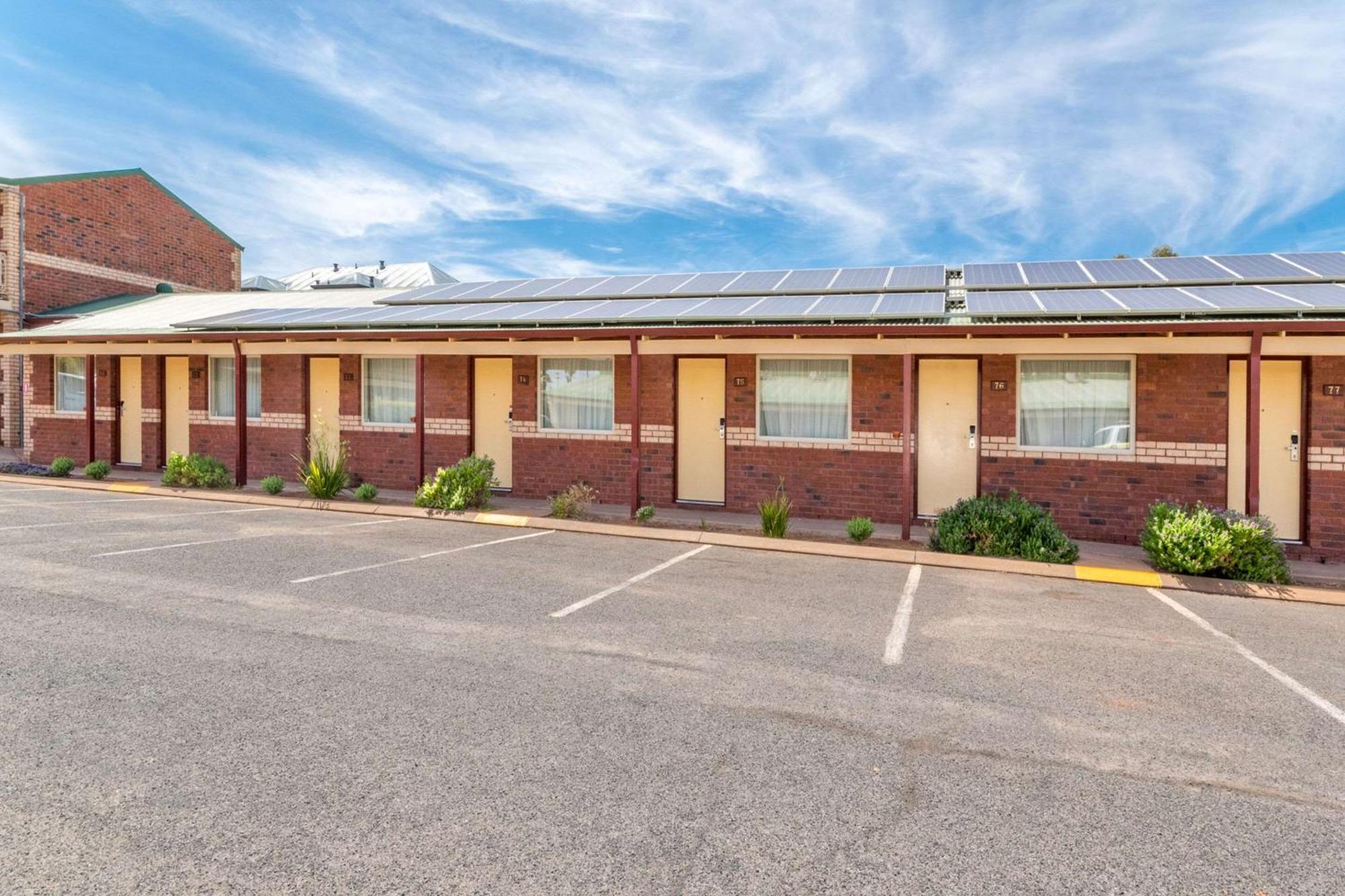 Quality Inn Railway Motel Kalgoorlie Exterior foto